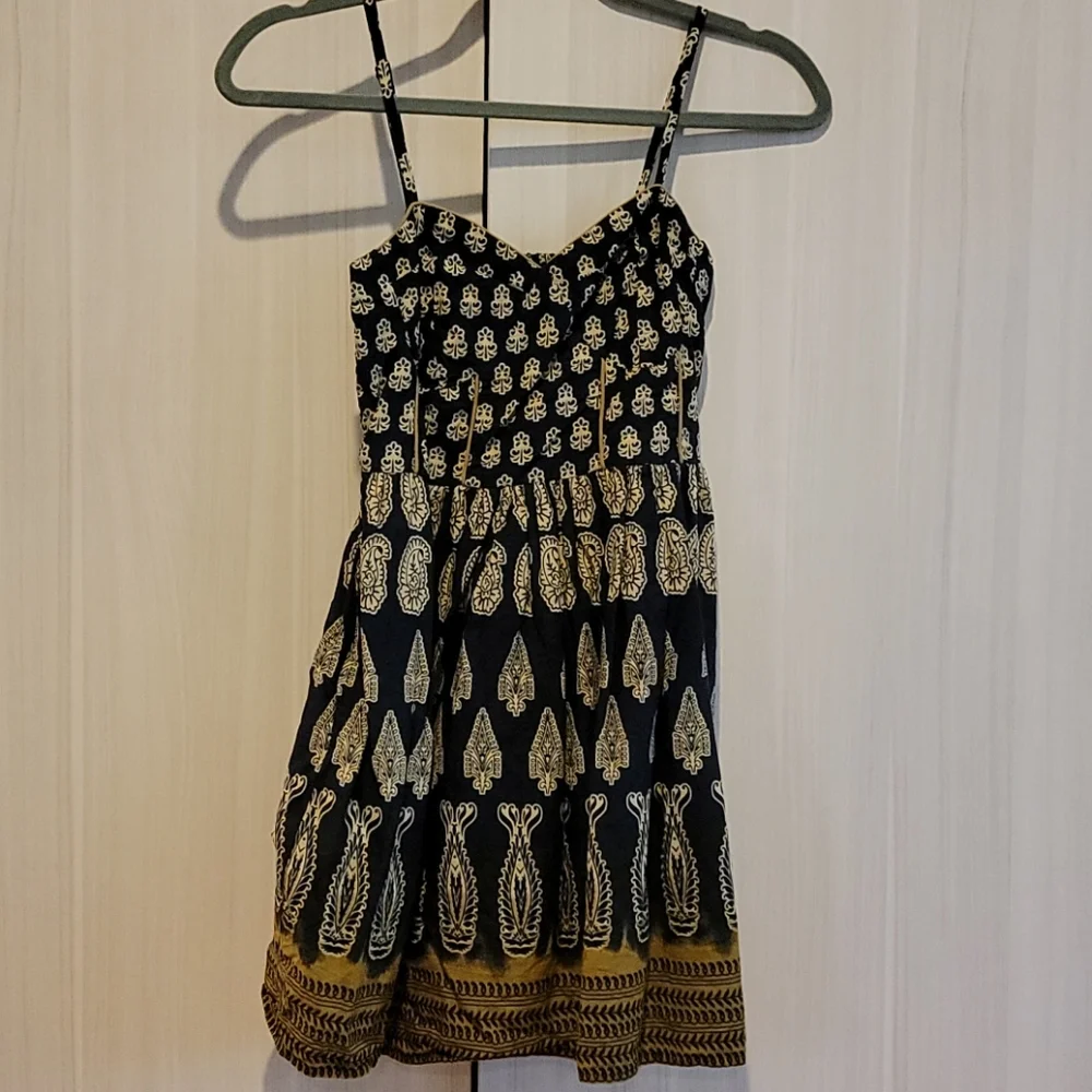 EUC Band of gypsies dress - Picture 1 of 3